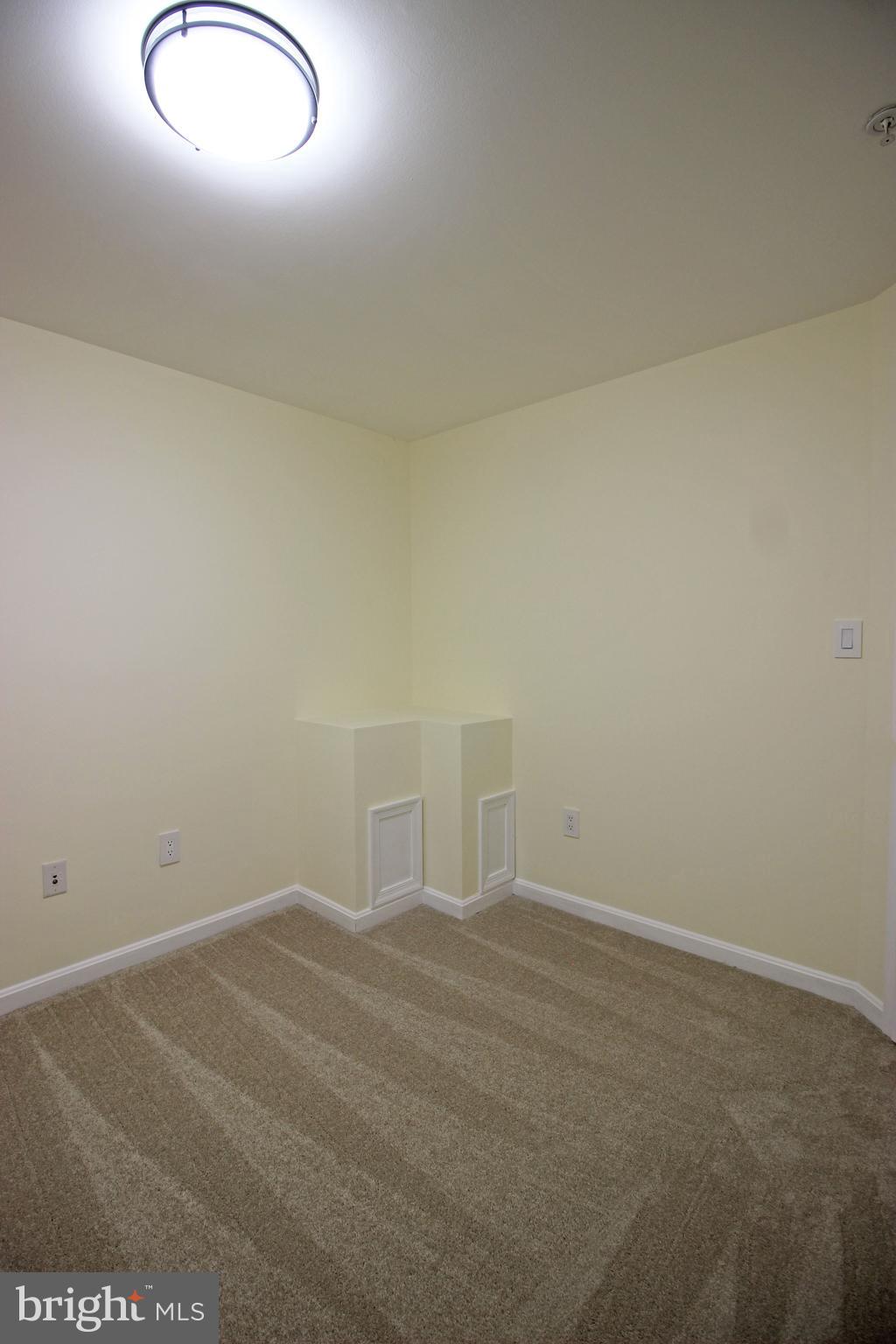 3655 ISLINGTON STREET