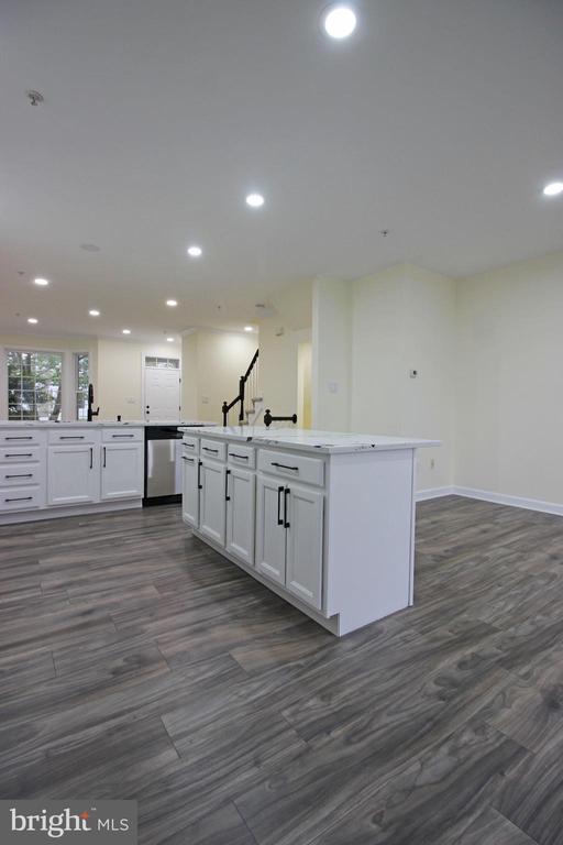 3655 ISLINGTON STREET