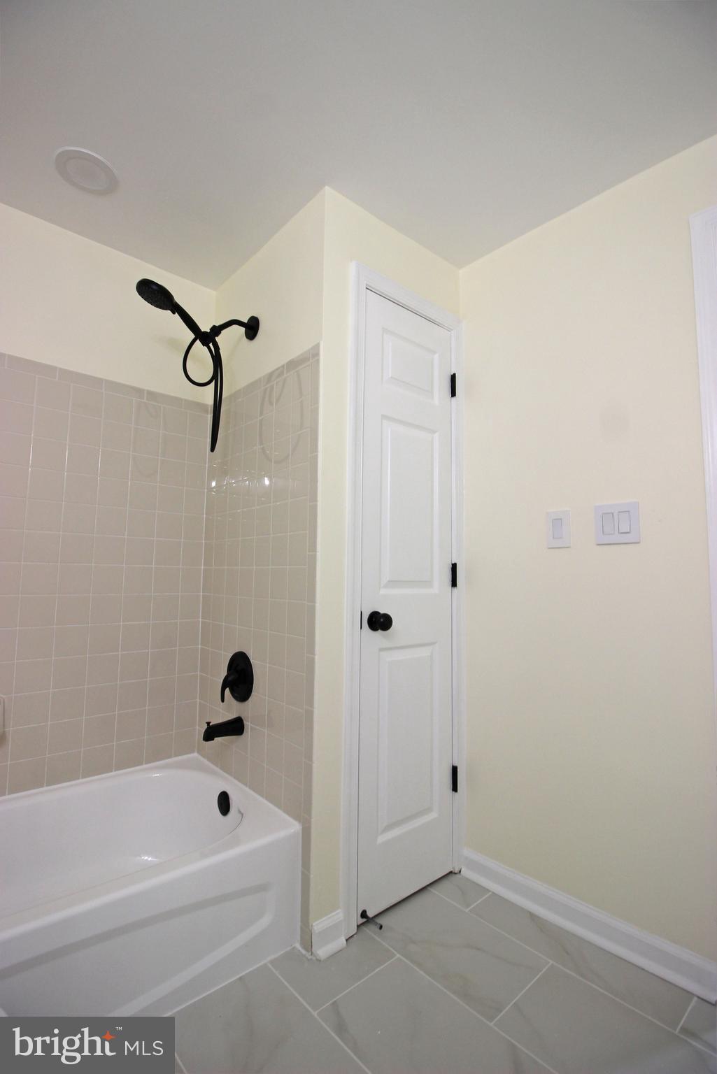 3655 ISLINGTON STREET