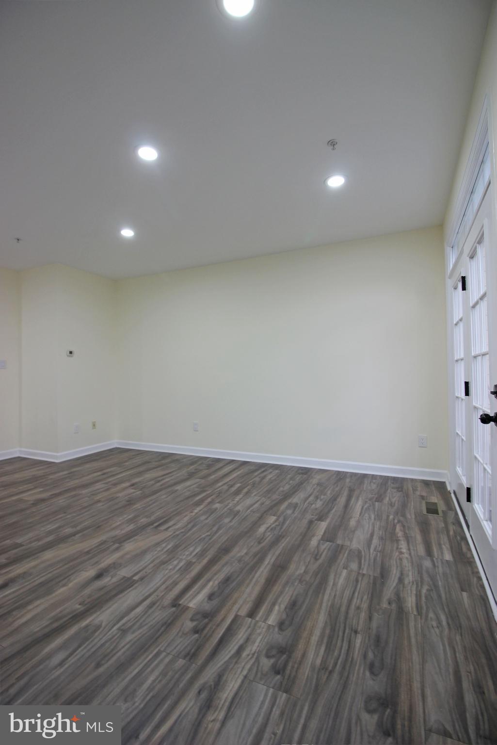 3655 ISLINGTON STREET