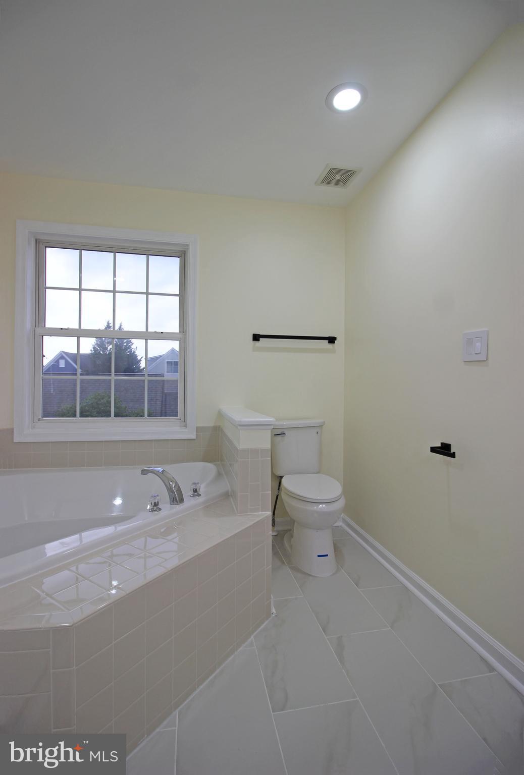 3655 ISLINGTON STREET