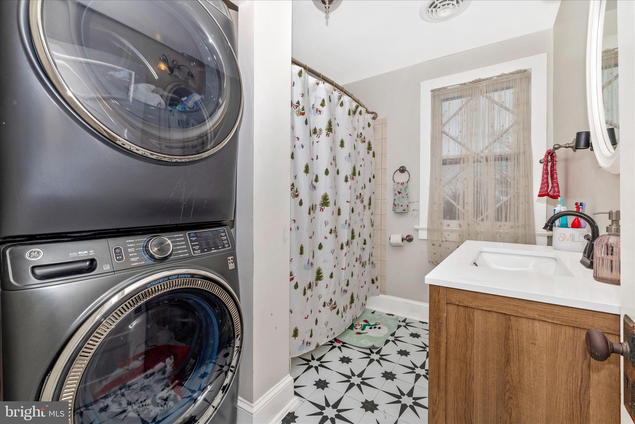 6933 POTOMAC AVENUE A