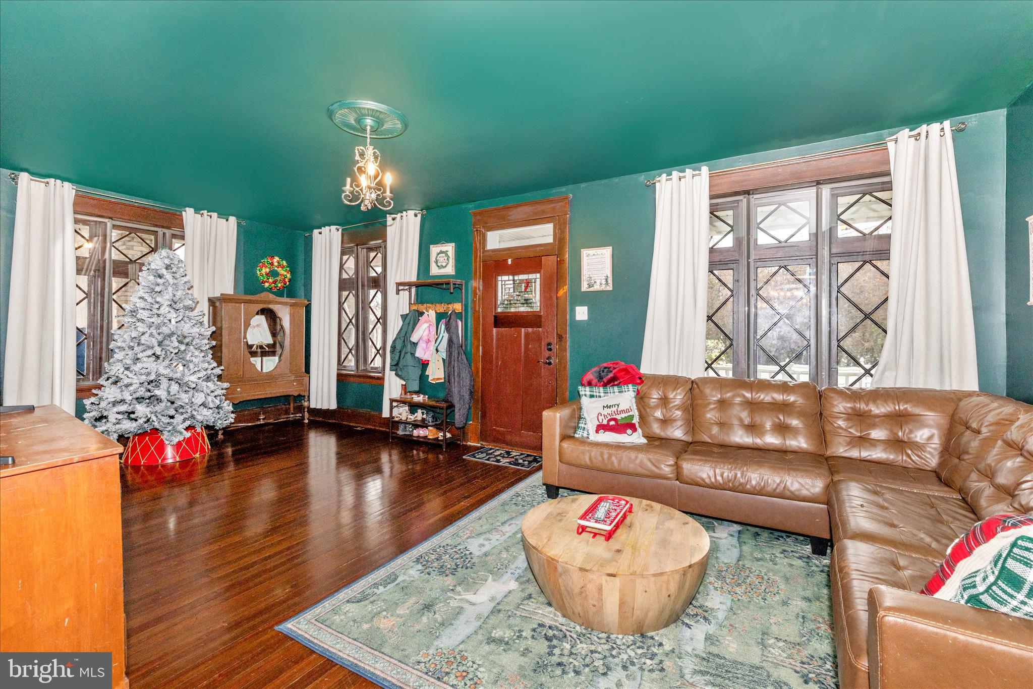 6933 POTOMAC AVENUE A