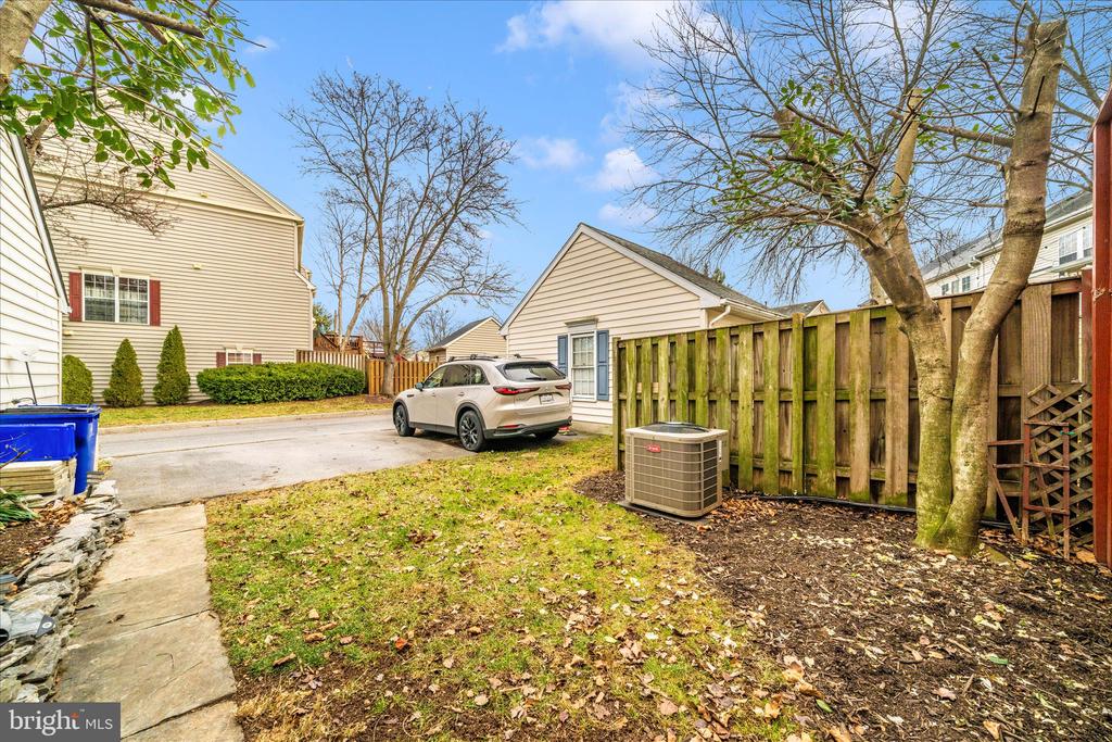 1810 SEBASTIAN BOULEVARD
