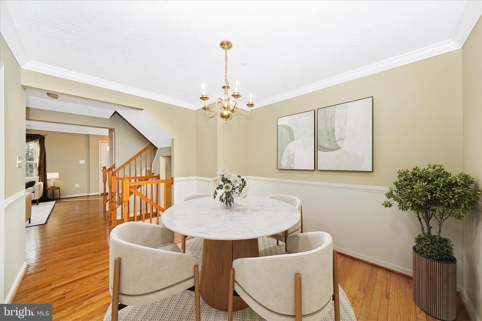 1810 SEBASTIAN BOULEVARD