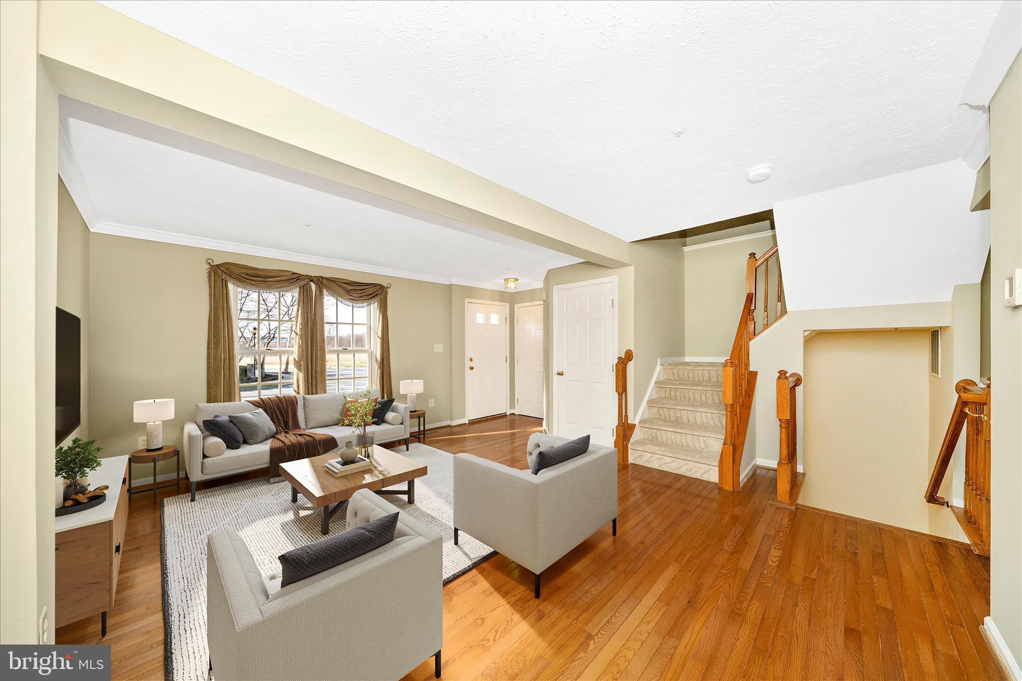 1810 SEBASTIAN BOULEVARD