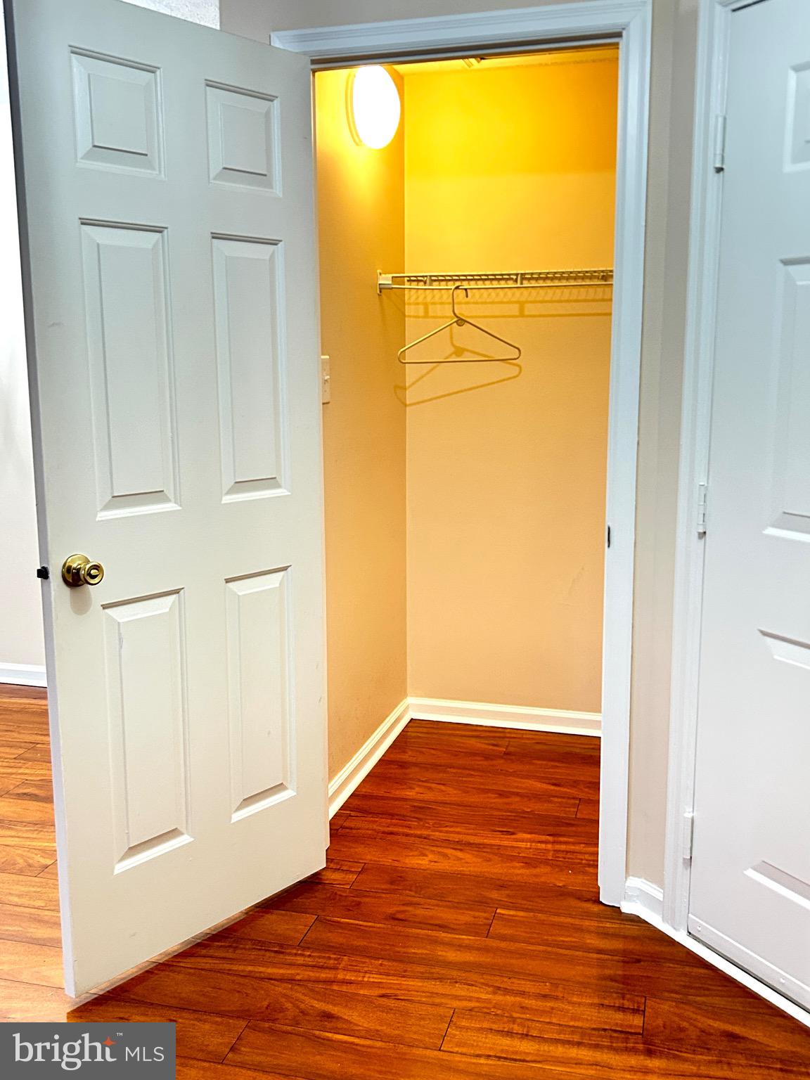 803 STRATFORD WAY J 1100J