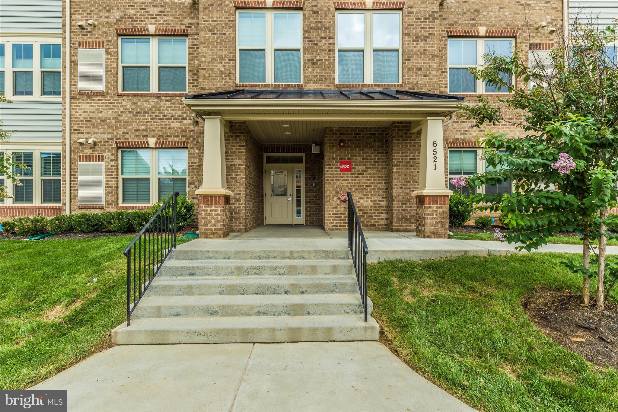 6521 WALCOTT LANE 104