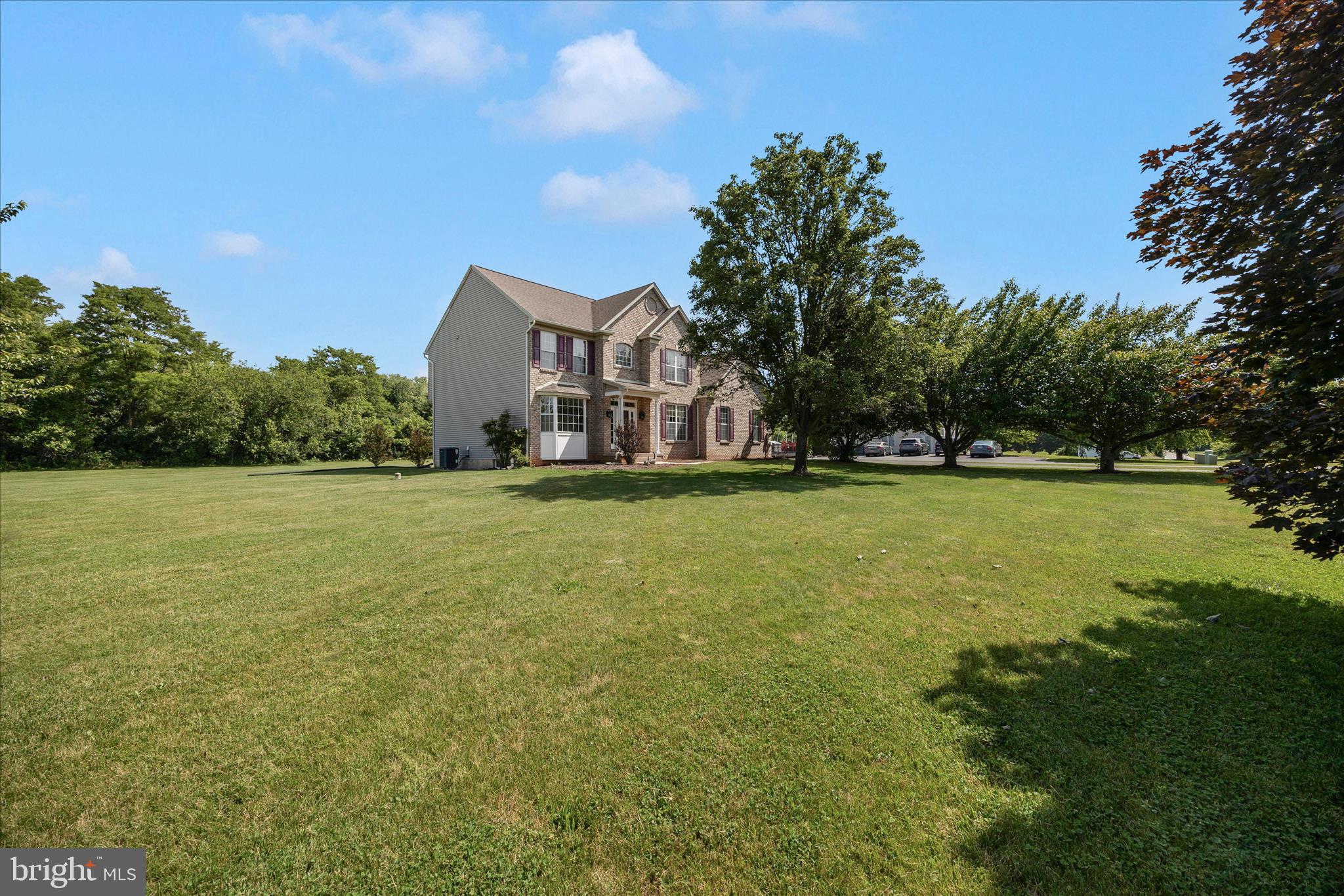 3810 ROUNDTREE ROAD