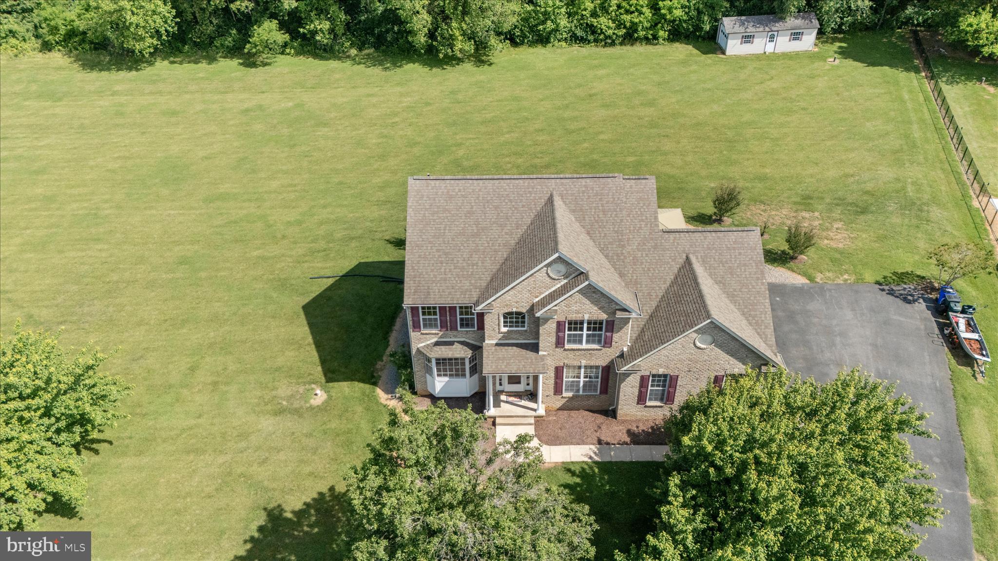 3810 ROUNDTREE ROAD
