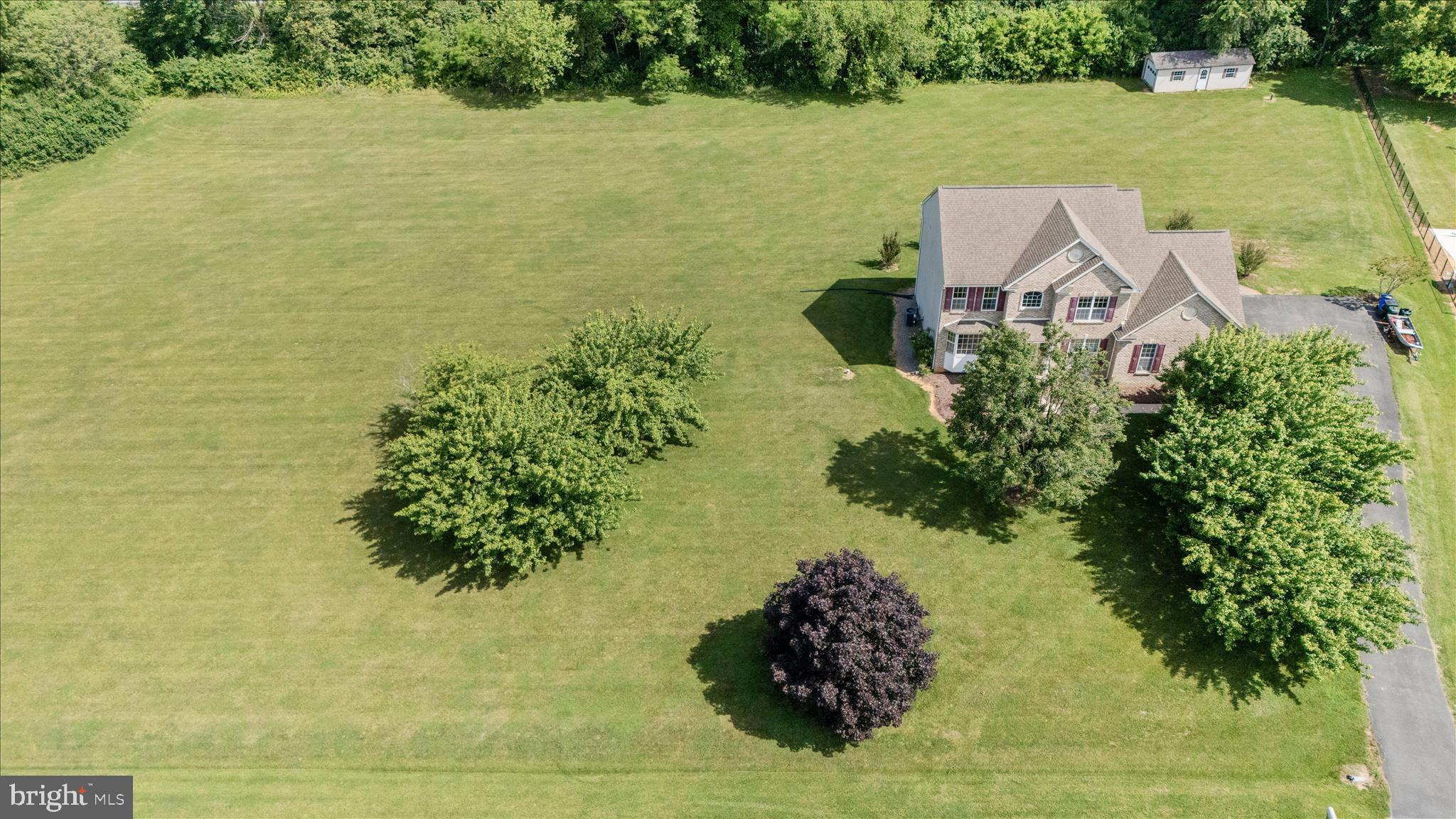 3810 ROUNDTREE ROAD