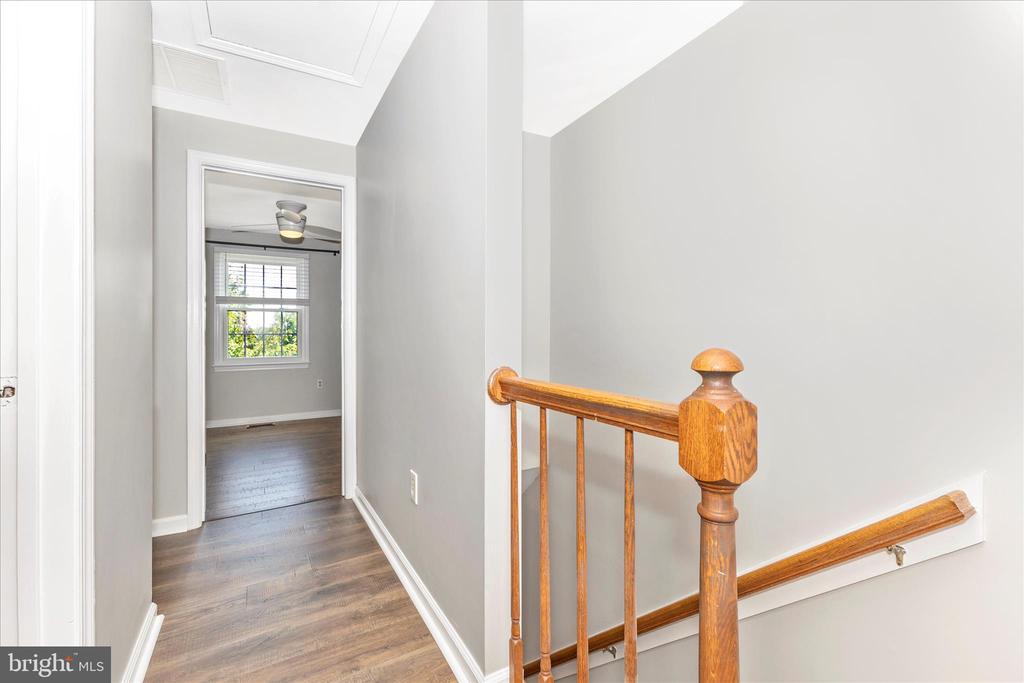 8204 RED WING COURT