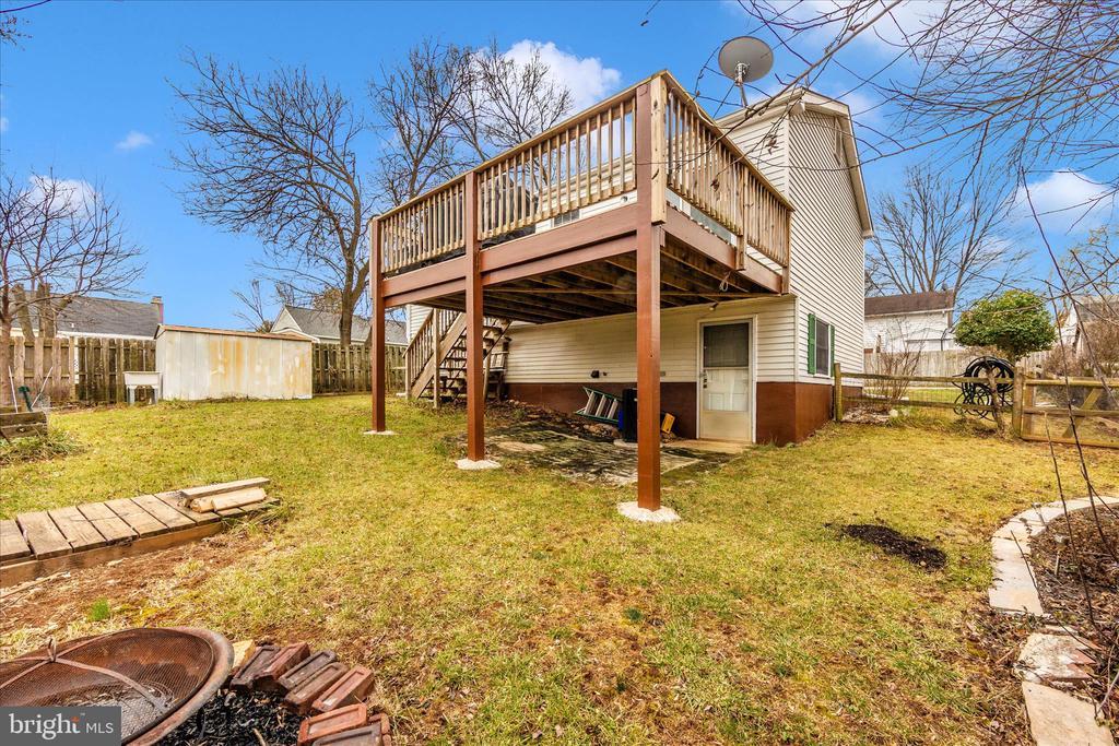 274 LONGFORD DRIVE