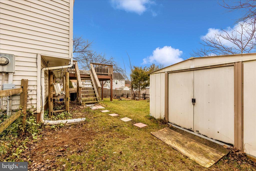 274 LONGFORD DRIVE