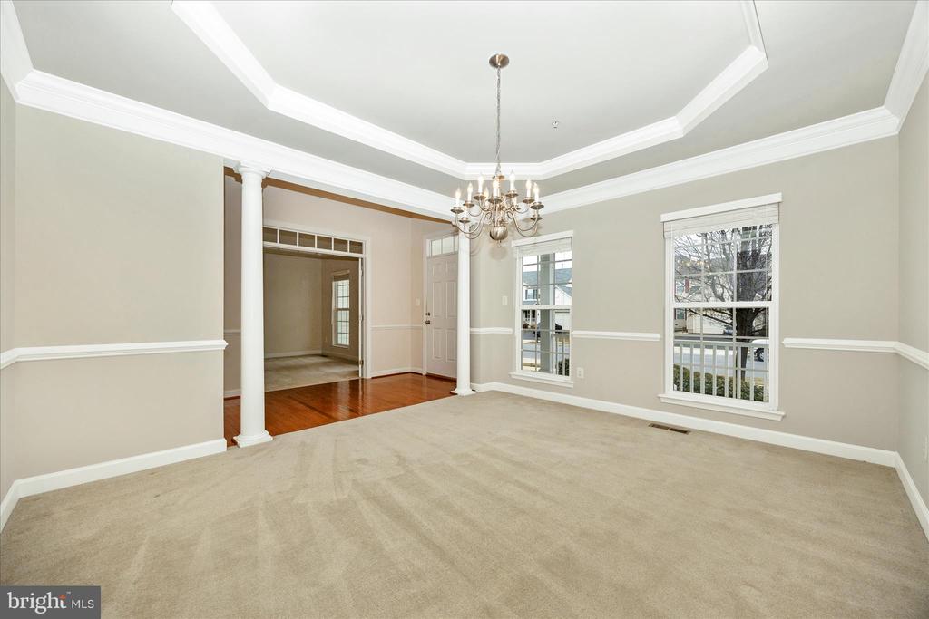 118 SUNLIGHT COURT