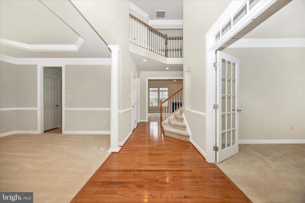 118 SUNLIGHT COURT