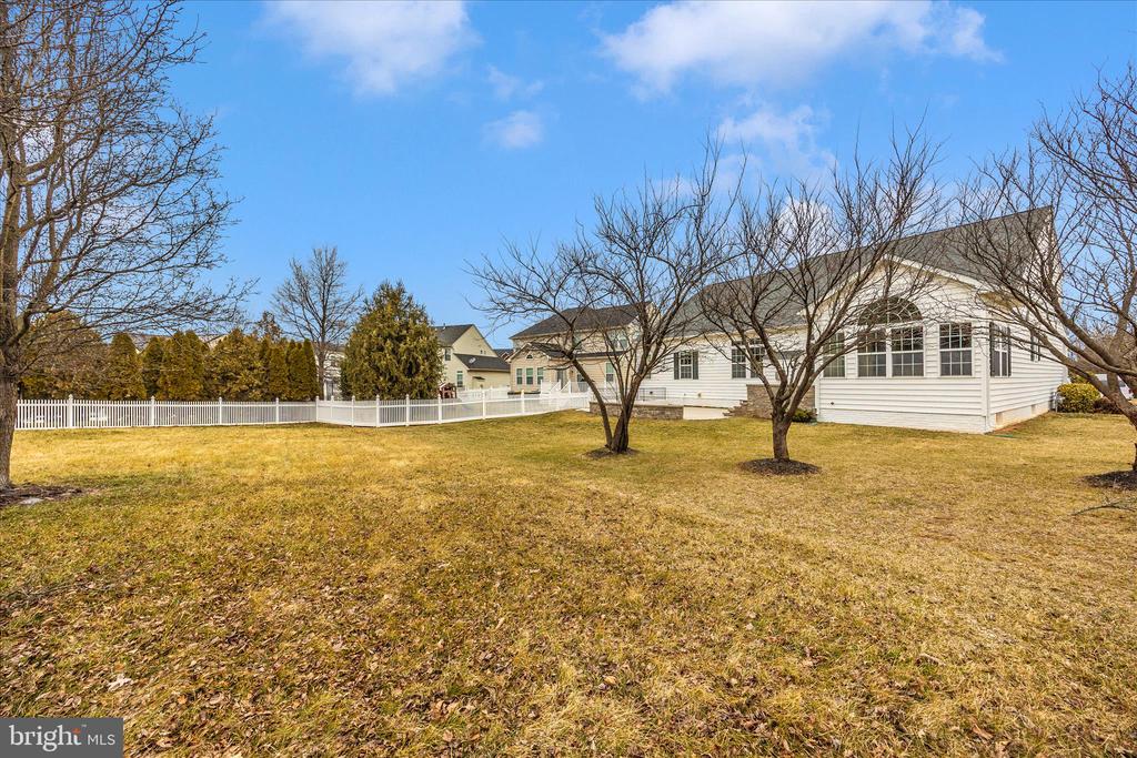 118 SUNLIGHT COURT