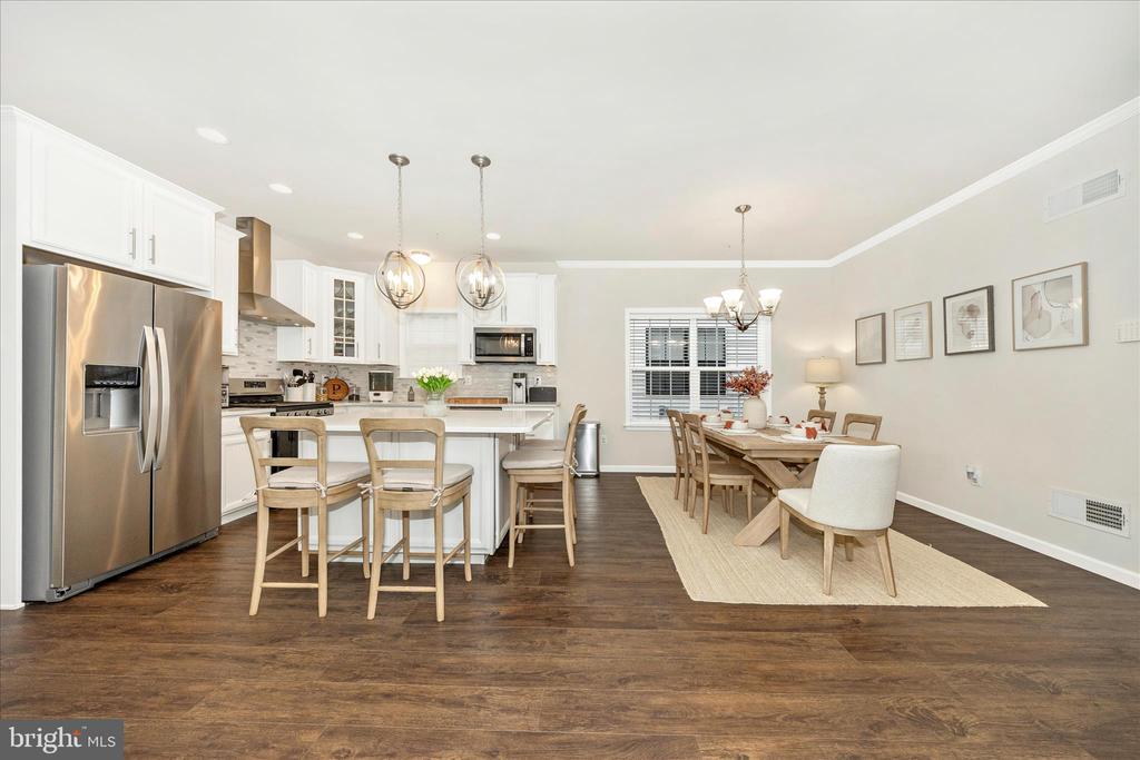 1600 HOBBLE TRAIL