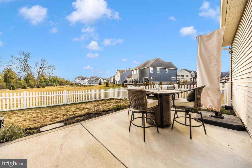 1600 HOBBLE TRAIL