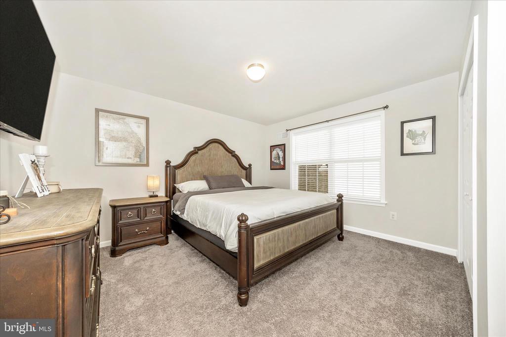 1600 HOBBLE TRAIL