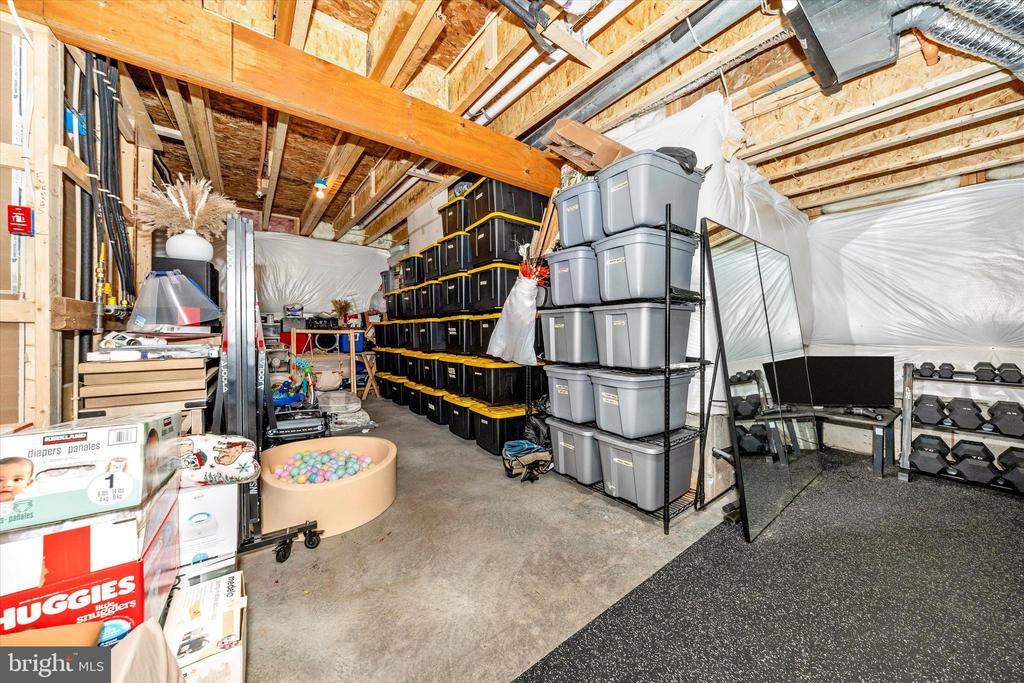 1600 HOBBLE TRAIL