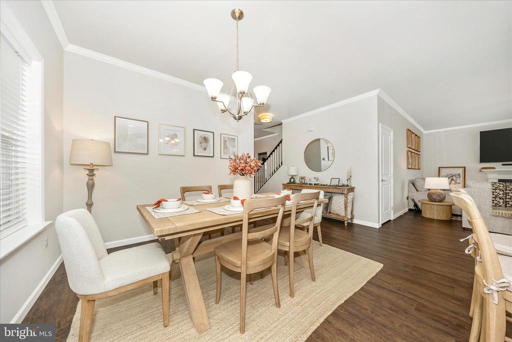 1600 HOBBLE TRAIL