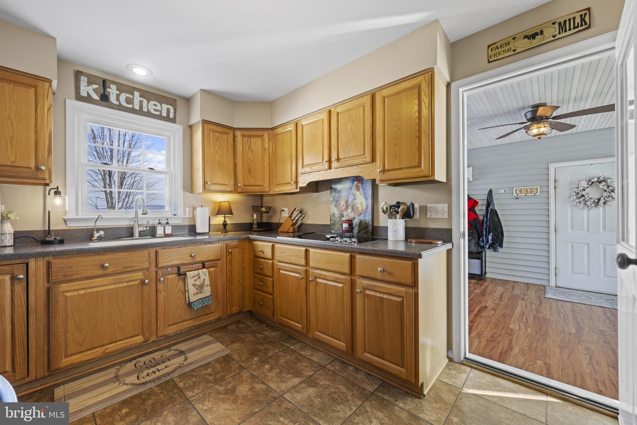 4026 CHERRY LANE