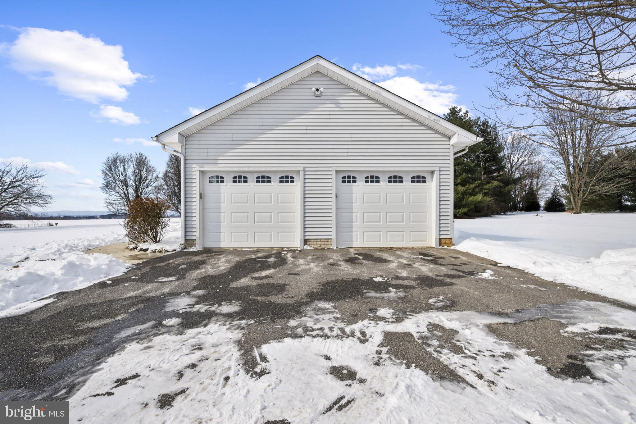 4026 CHERRY LANE