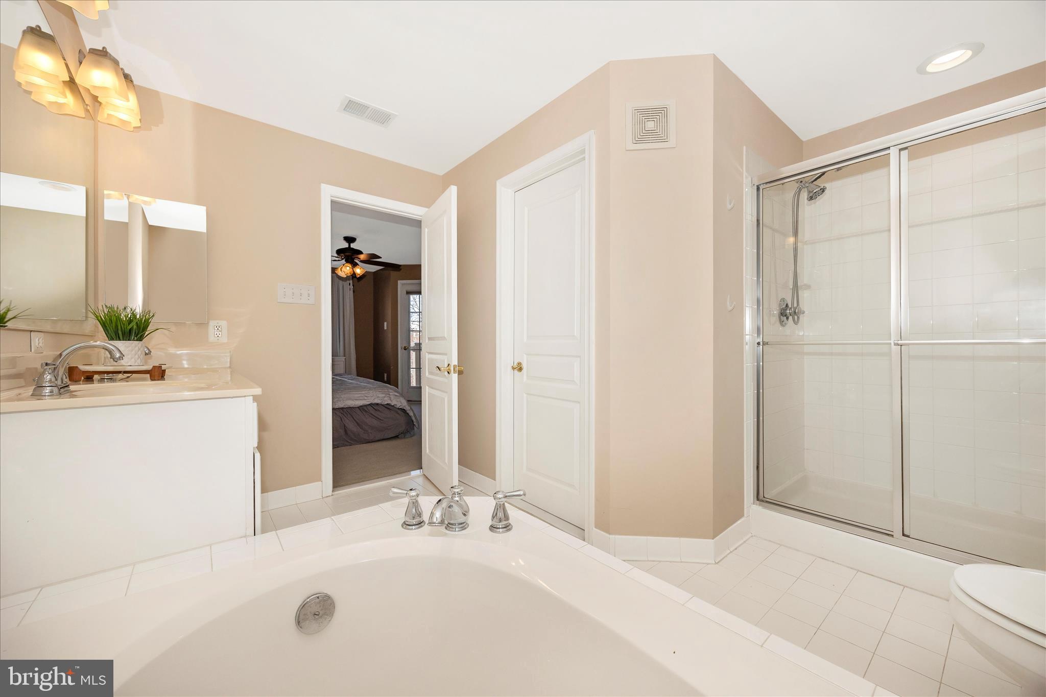 1788 POOLSIDE WAY A 21-A