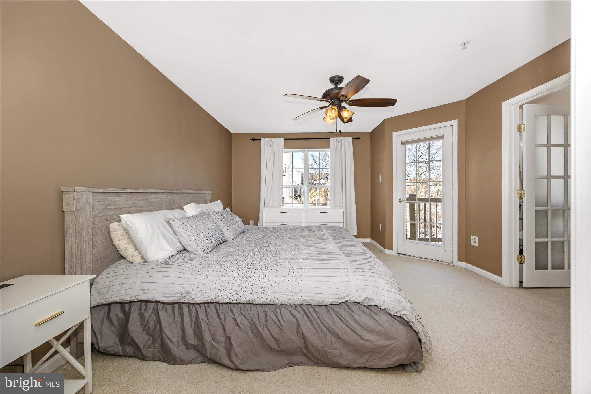 1788 POOLSIDE WAY A 21-A