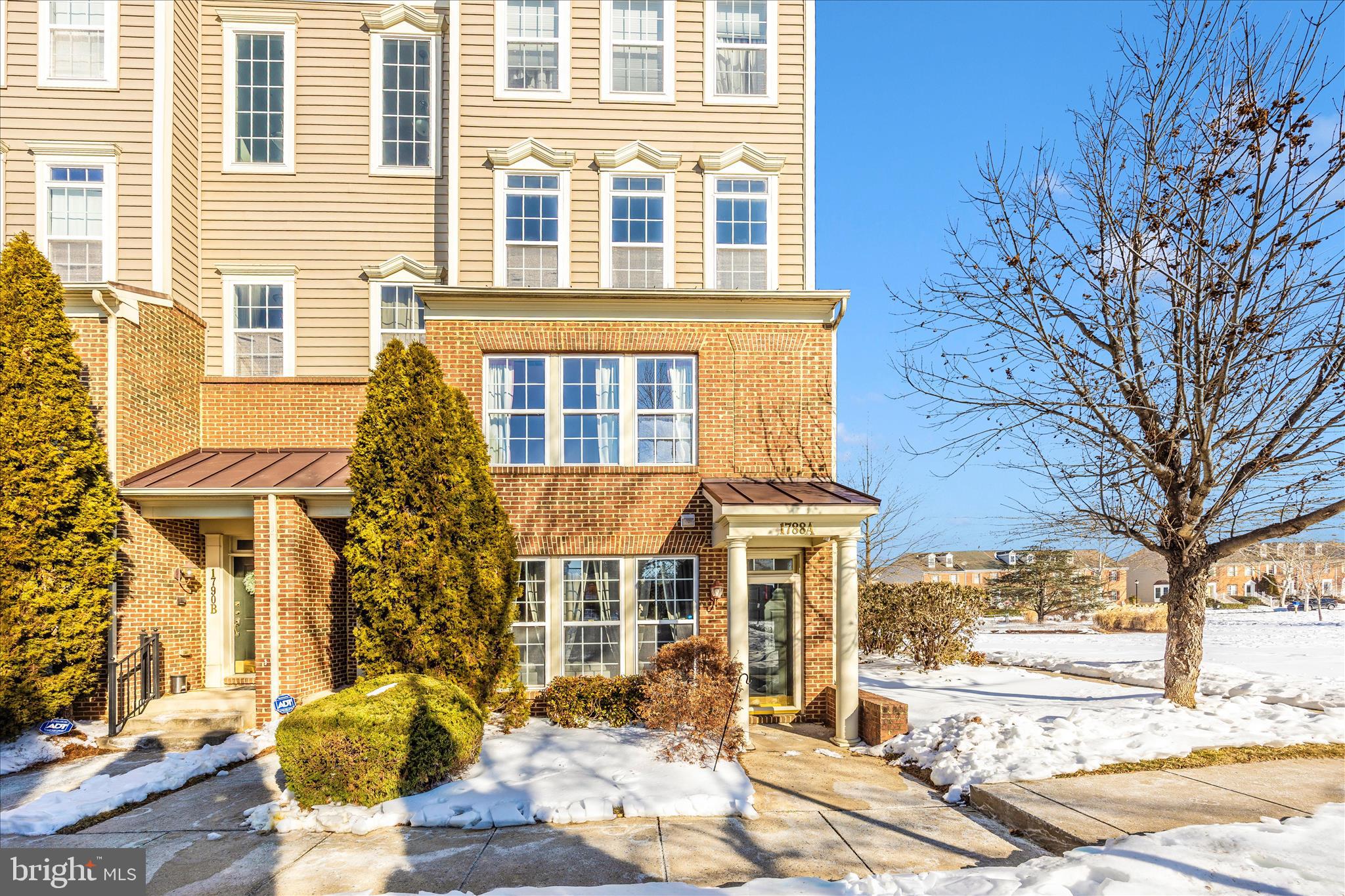 1788 POOLSIDE WAY A 21-A