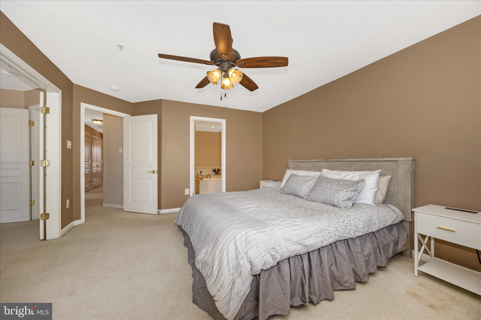 1788 POOLSIDE WAY A 21-A