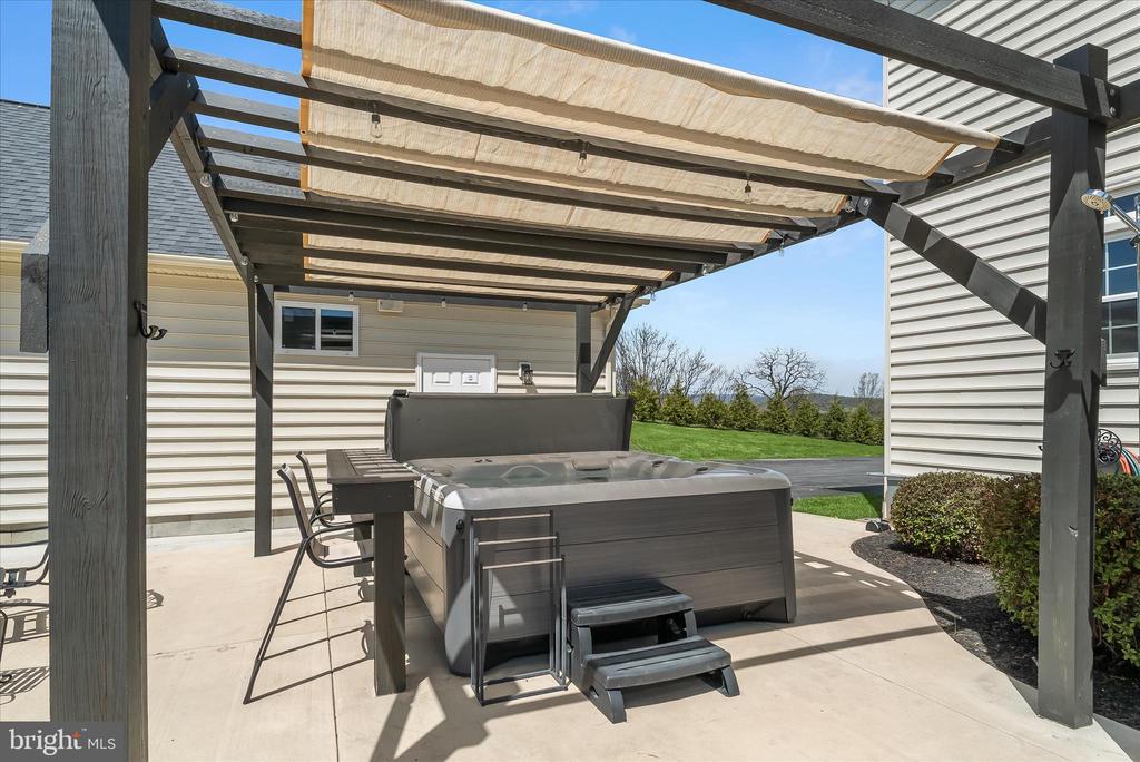 4209 MARYLAND COURT