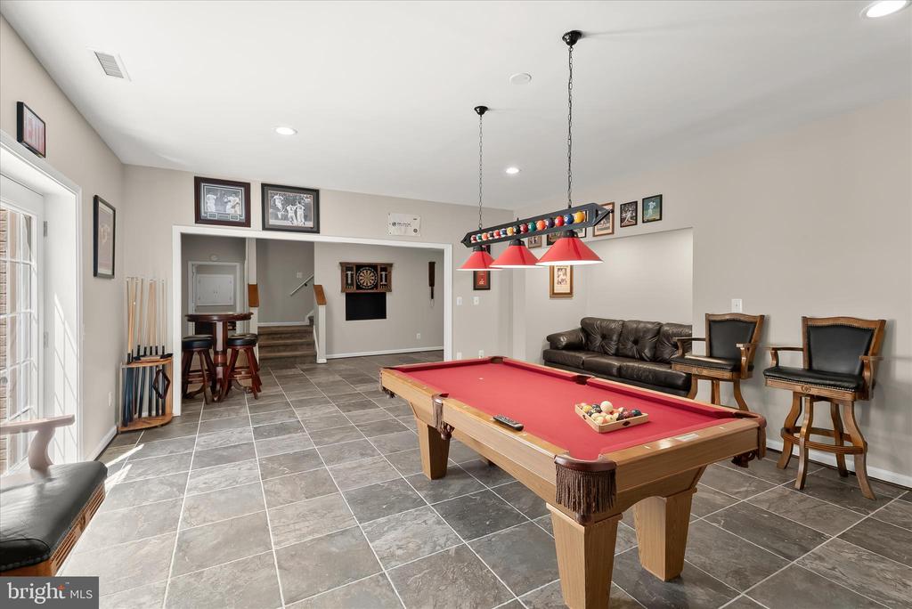 4209 MARYLAND COURT