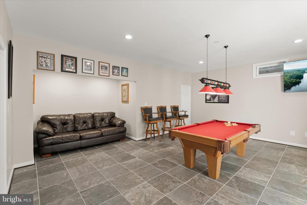 4209 MARYLAND COURT