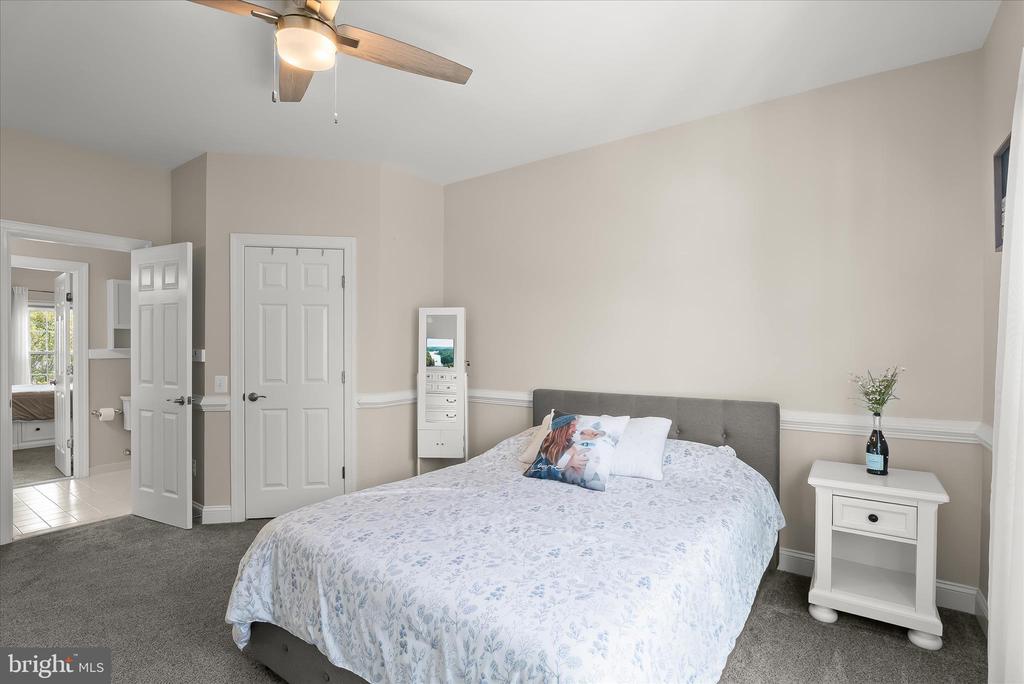 4209 MARYLAND COURT