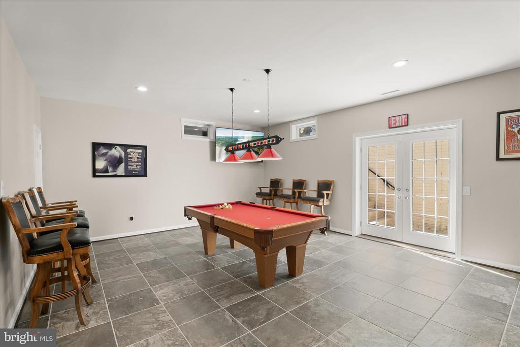 4209 MARYLAND COURT