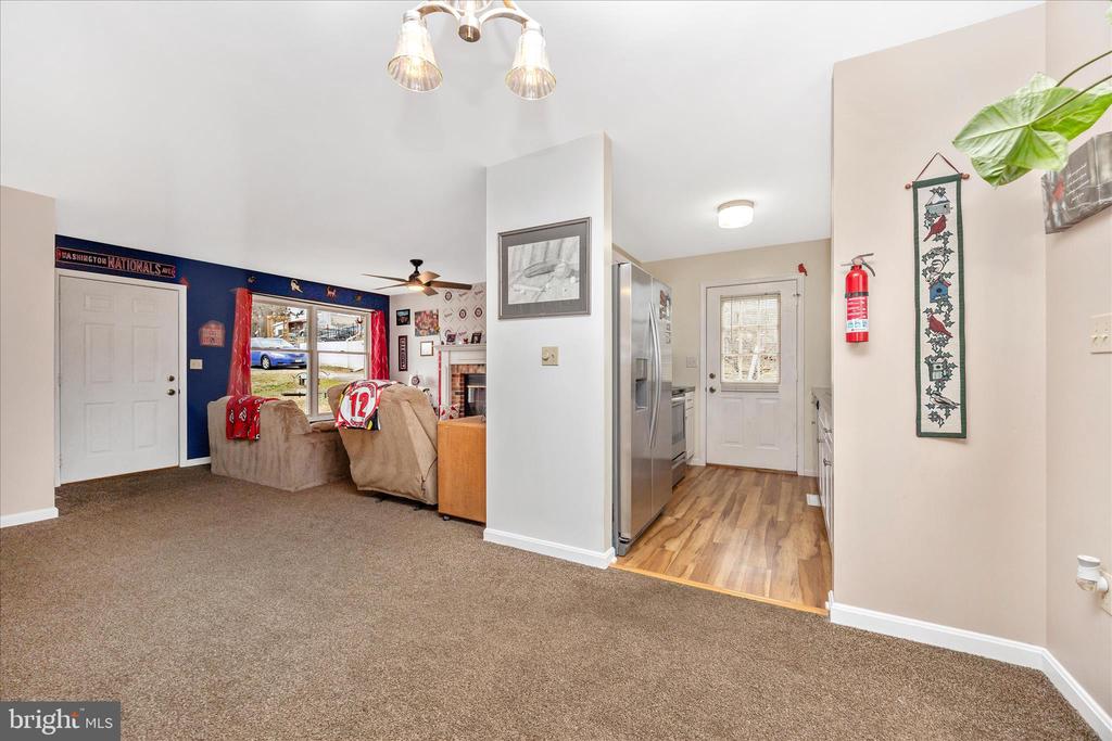 23 E F STREET