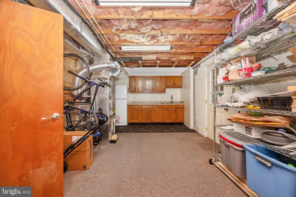 23 E F STREET