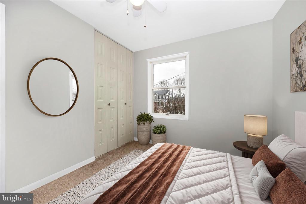 23 E F STREET