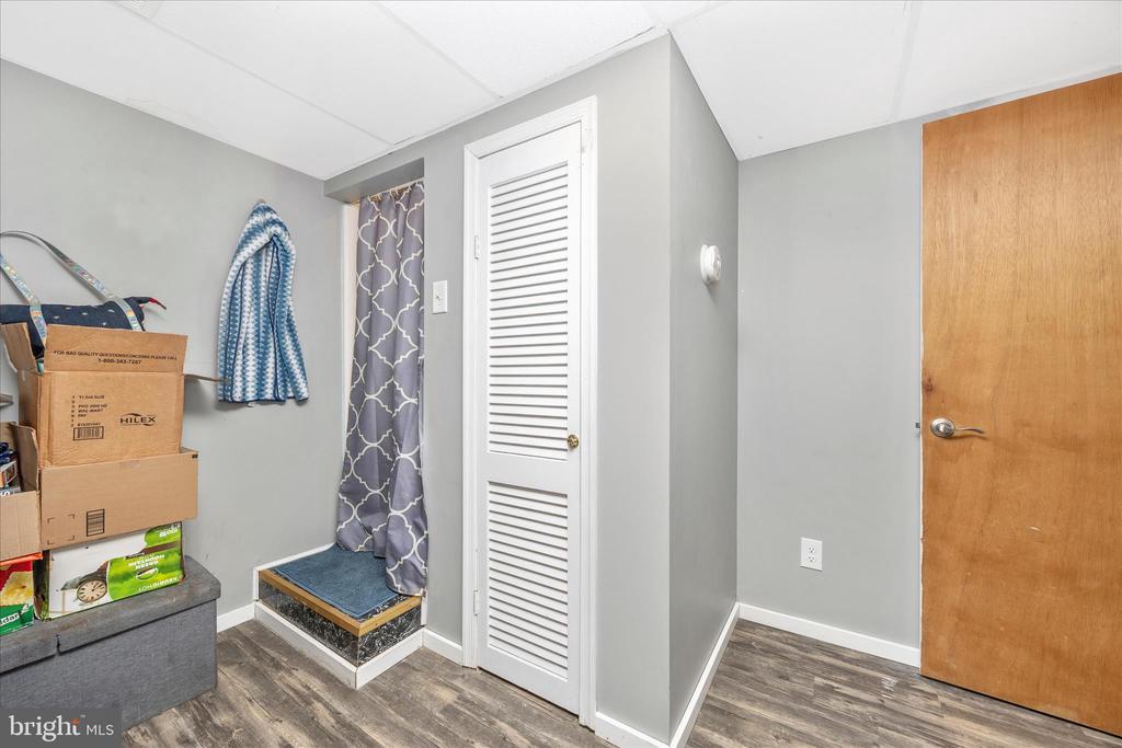 23 E F STREET