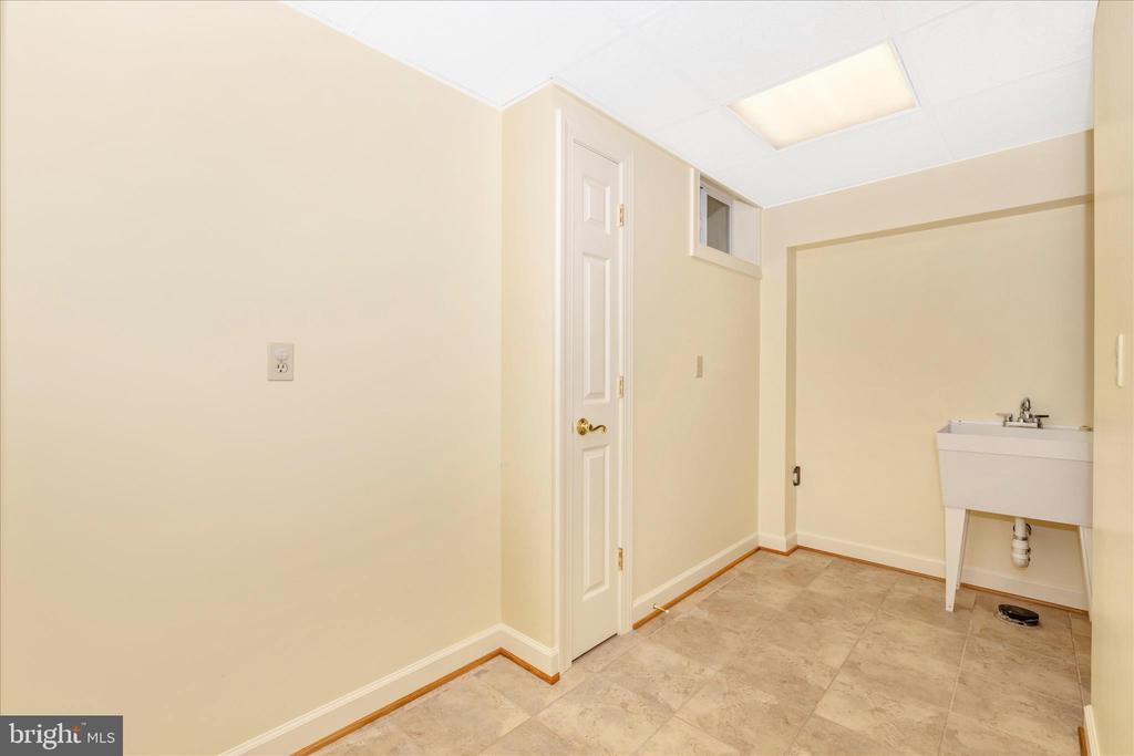 1 KELLER LANE