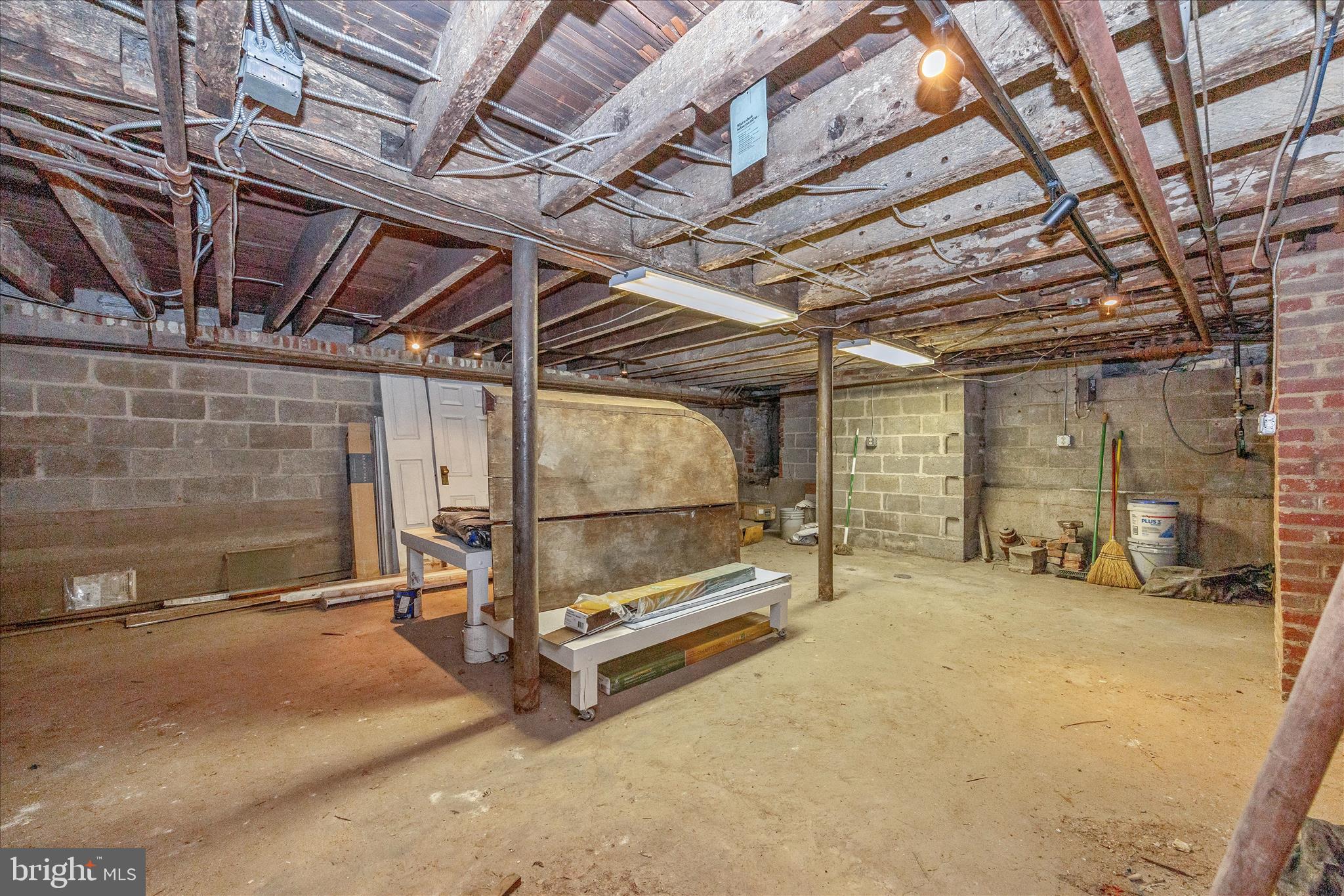 23-25-27 S MARKET STREET