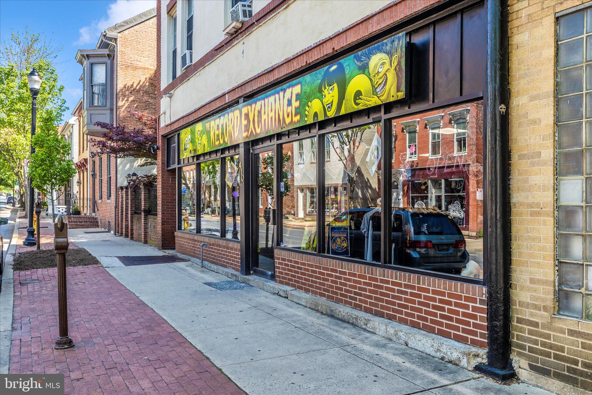 23-25-27 S MARKET STREET