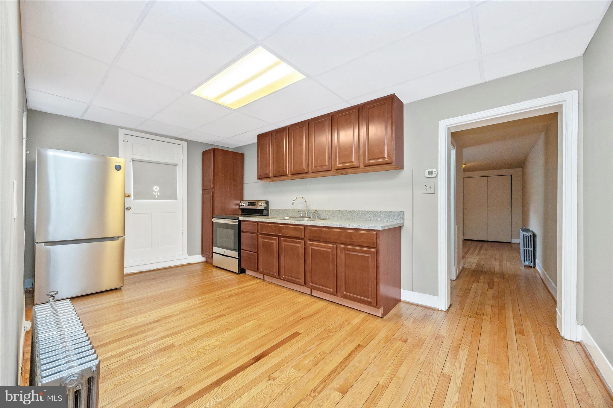 23-25-27 S MARKET STREET