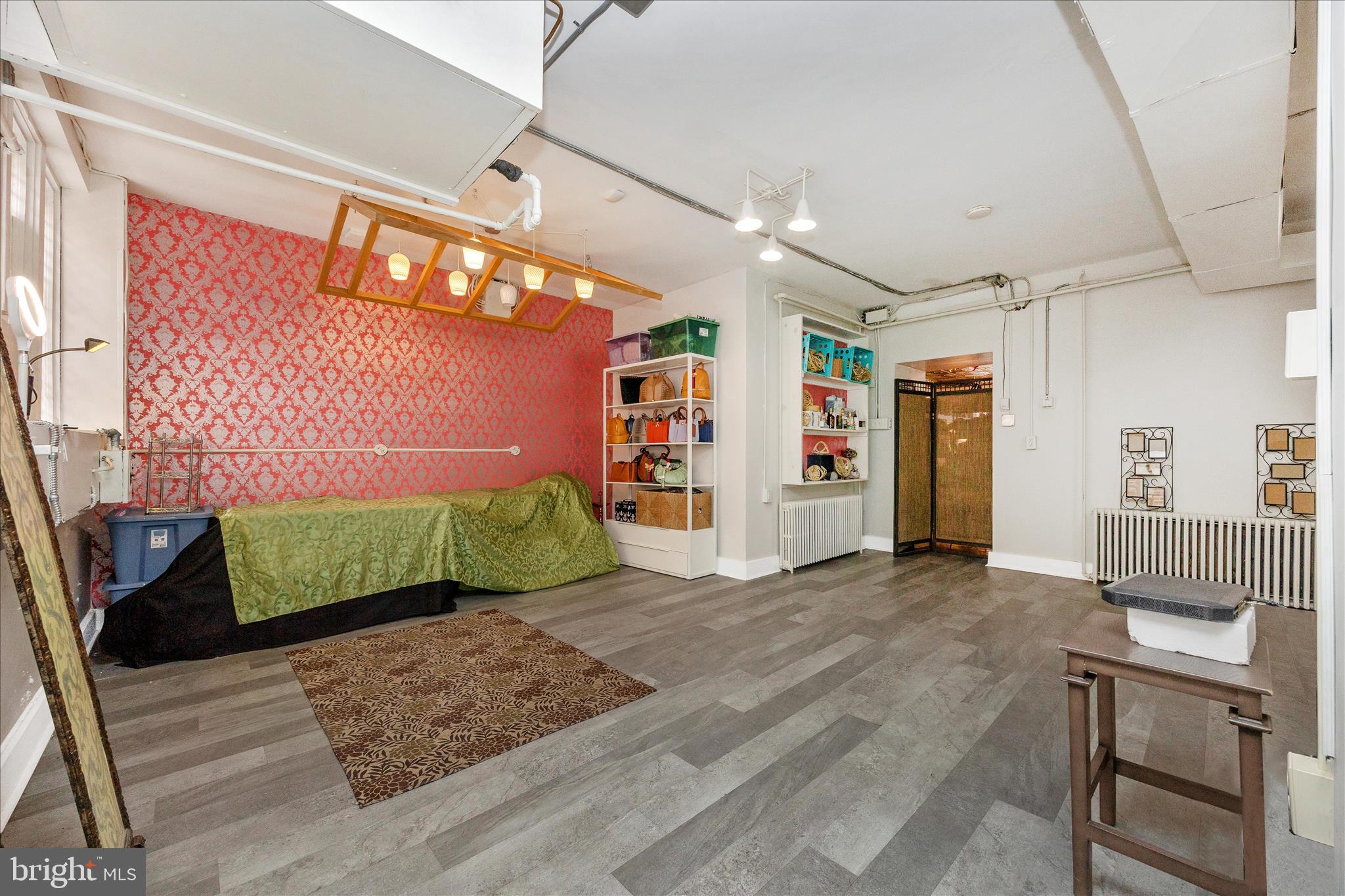 23-25-27 S MARKET STREET