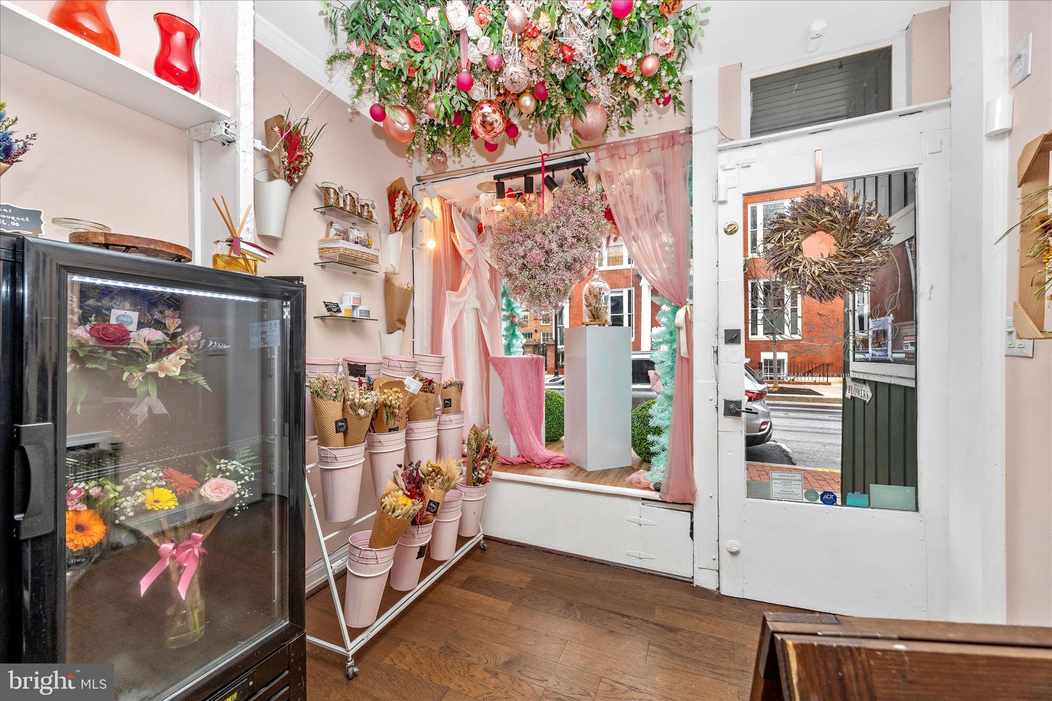 23-25-27 S MARKET STREET