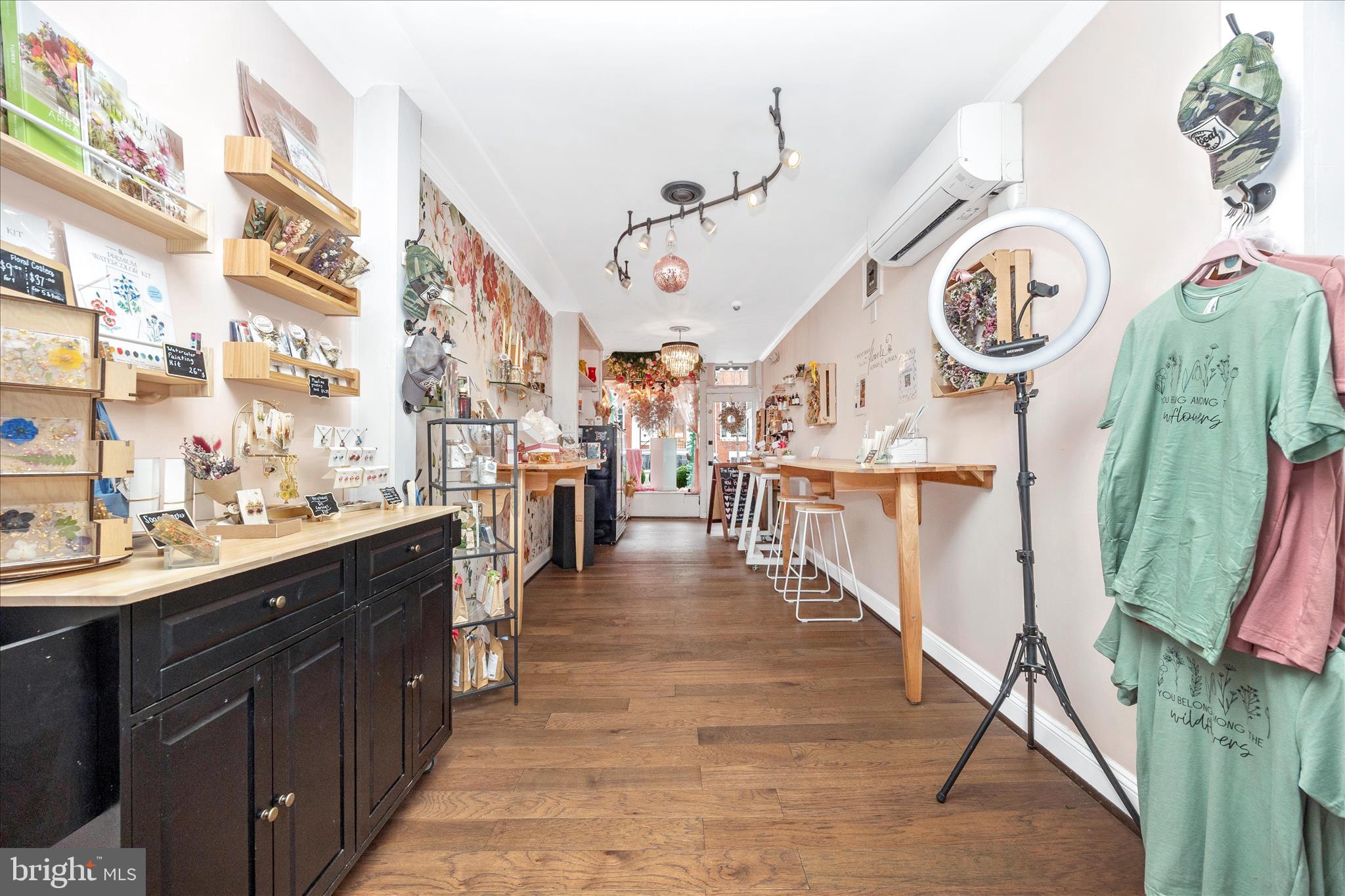 23-25-27 S MARKET STREET