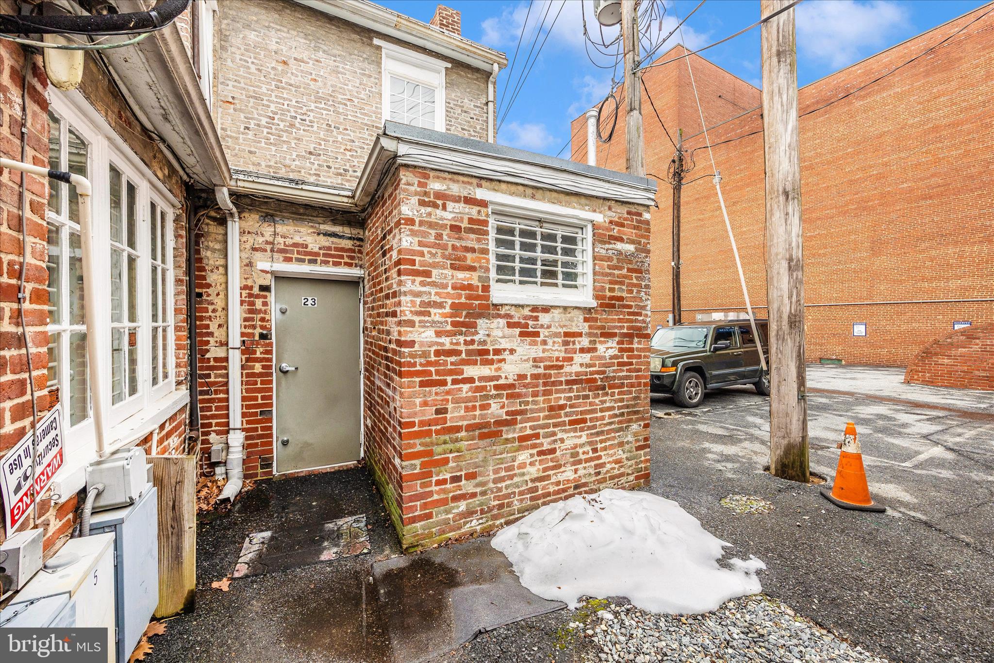 23-25-27 S MARKET STREET