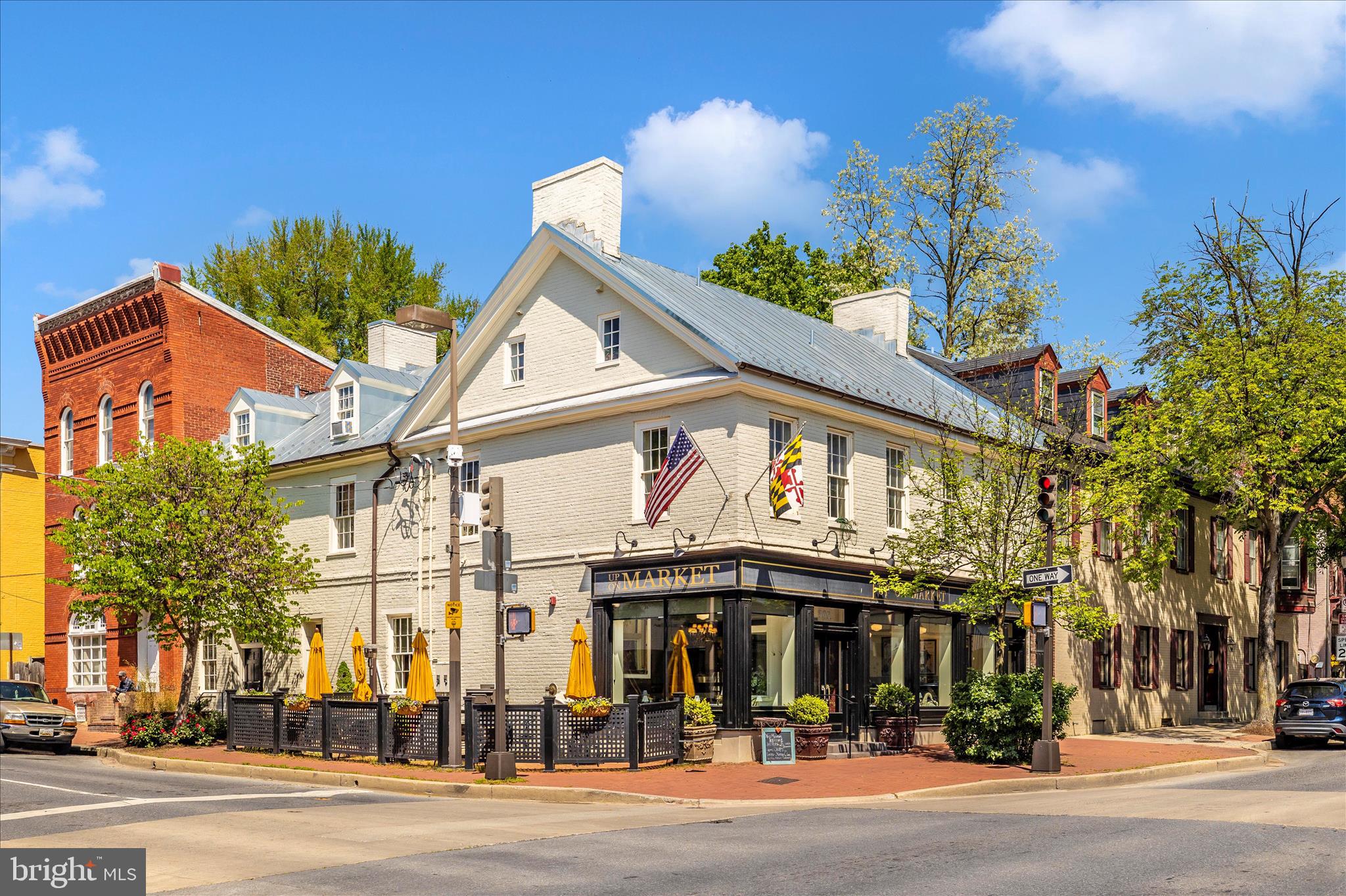 23-25-27 S MARKET STREET